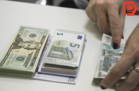 Балтинвестбанк предлагает вкладчикам открыть вклад Абсолютный Чемпион +в различных валютах, в том числе в долларах и евро
