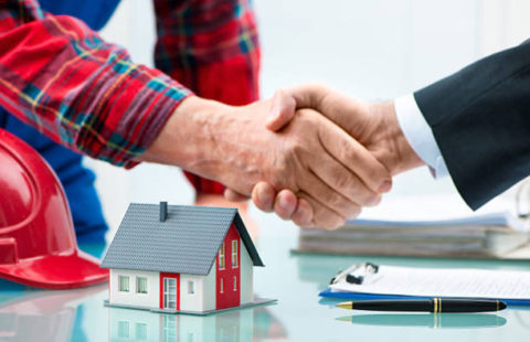 Если используется залоговое жилье, необходимо также передать документы на него: право собственности, характеристики, стоимость